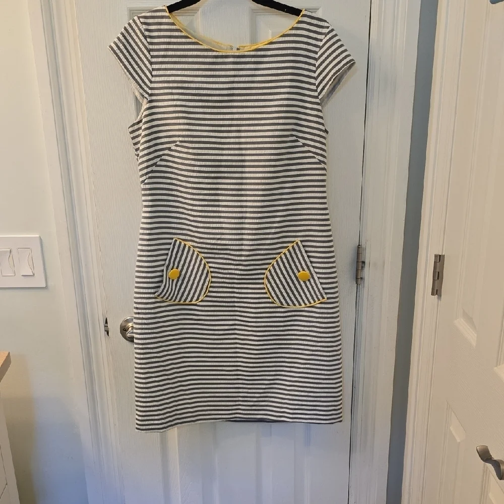 New Directions Lined Gray & White Preppy Seersucker Dress Size 10 Like New